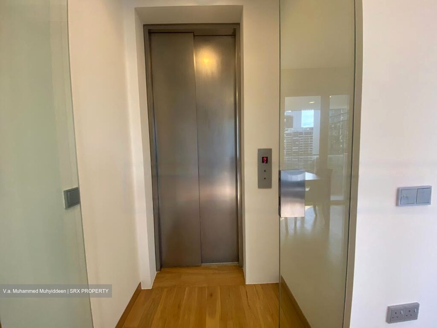 The Peak @ Cairnhill II (D9), Apartment #461428301